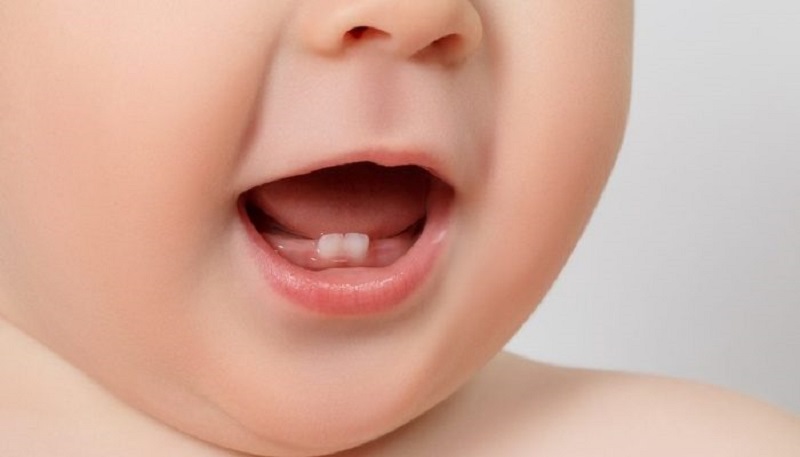 Chấn thương ngoại cảnh cũng là lý do khiến trẻ chậm mọc răng