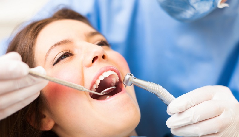 Thăm khám răng miệng định kỳ để sớm phát hiện ra bệnh